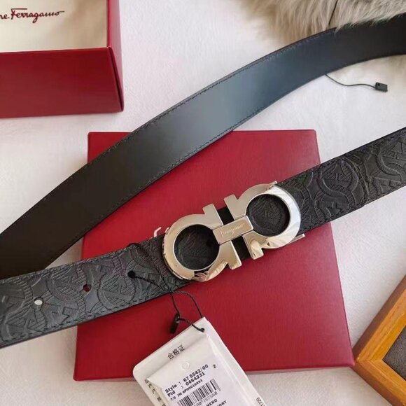 Women's Salvatore Ferragamo Double-Sided Buckle Belt 34inches - Picture 2 of 6